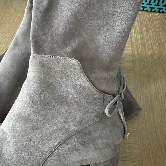 Tory Burch Laila 45MM Over-the-Knee Boot Stretch Suede Sz 7.5 - Picture 6 of 14